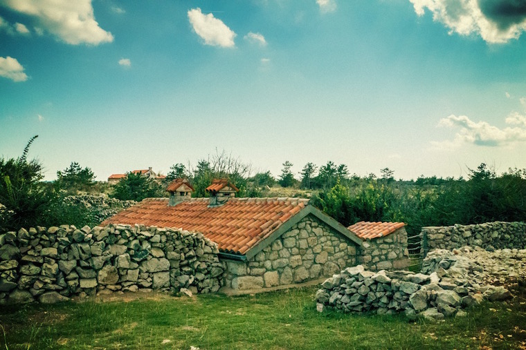 1030692 post