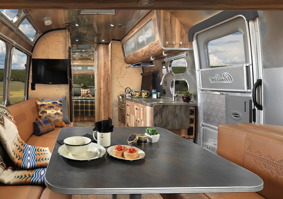Airstream Pendleton 12