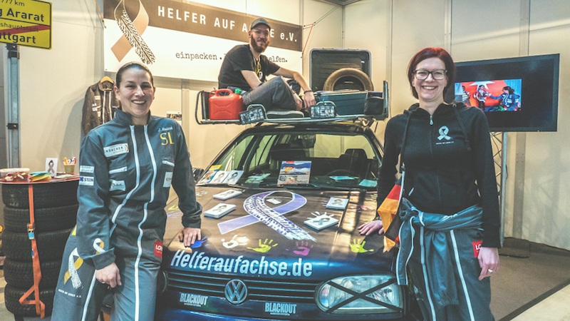 «Helfer auf Achse» (Ayuda sobre ruedas) – ¡Acciones en lugar de palabras!