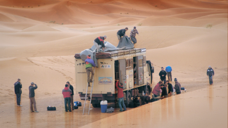 Viajes de aventura con el grupo de «Dachzeltbus»