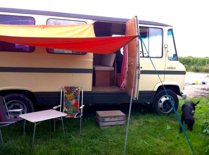 Seventies camper Betuwe 24