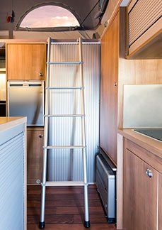 Interior del Remolque Expeditions