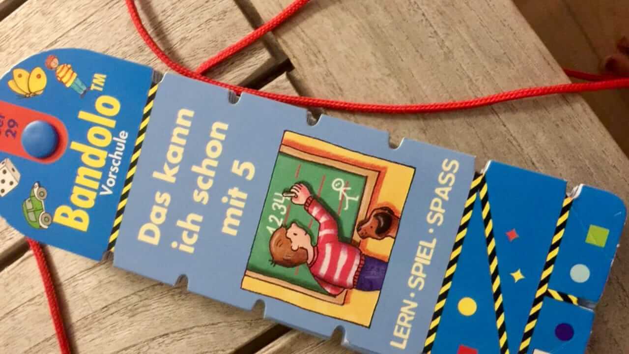 Juegos para los que se quedan en casa y los campistas de jardín 4 El bandolo es un popular juego infantil para viajar Foto Henrike Michel