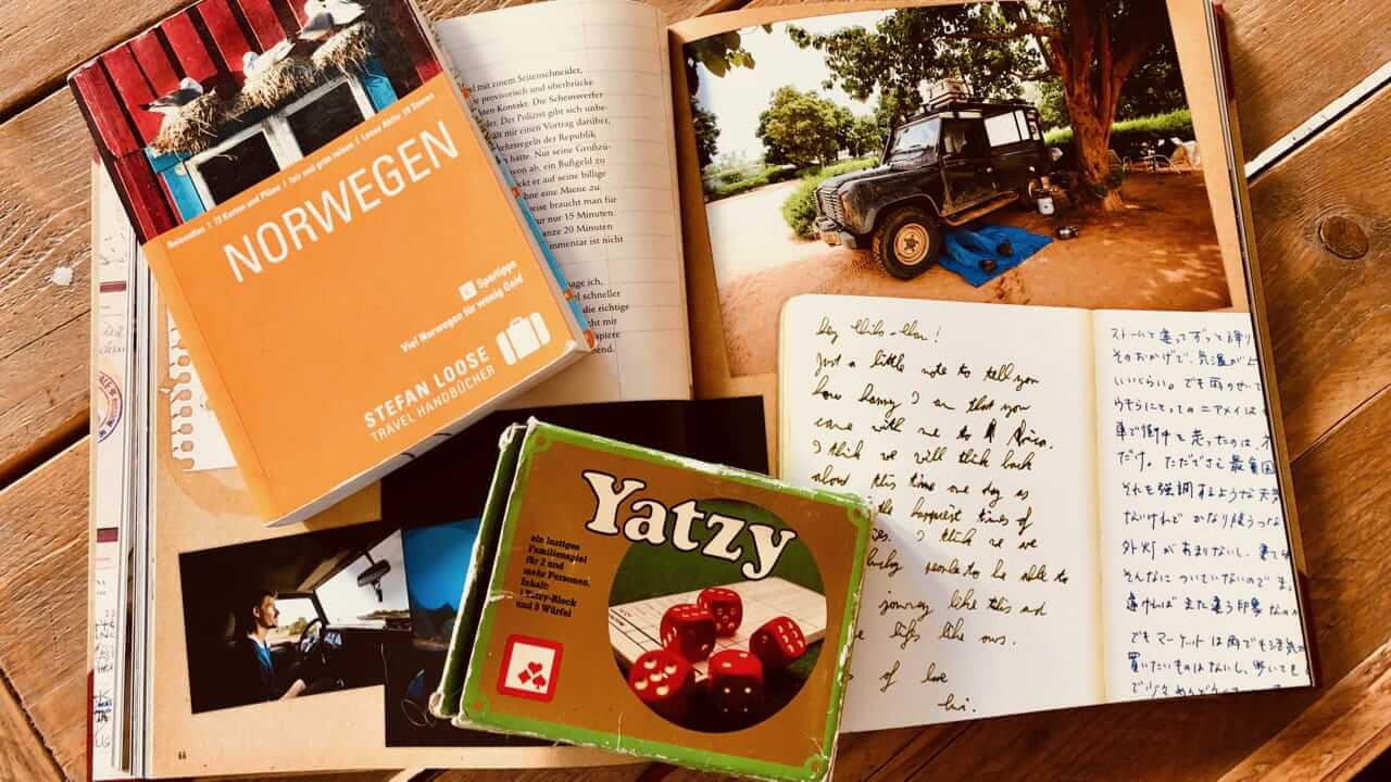 Juegos para los que se quedan en casa y los campistas de jardín 9 Los juegos de dados Kniffel o Yatzy son prácticos para viajar