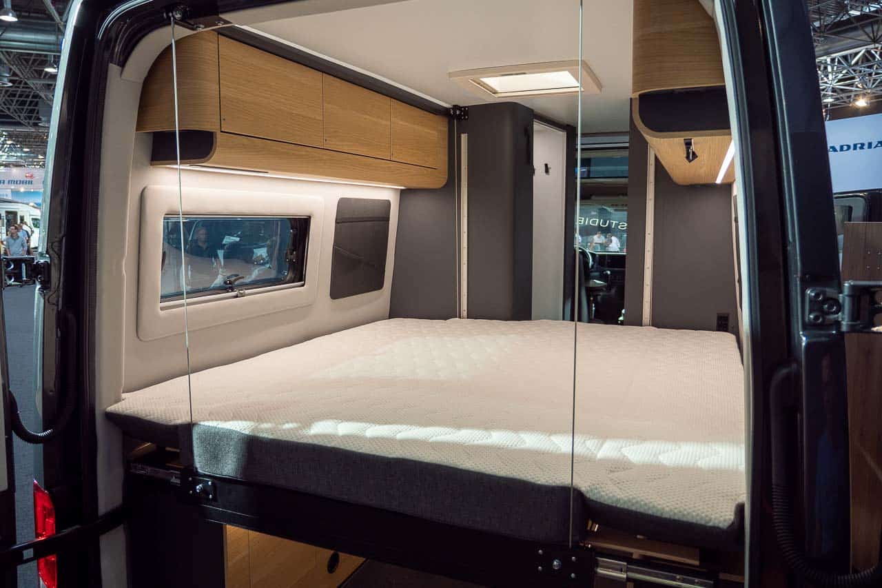 Interior del Adria TWIN MAX 680
