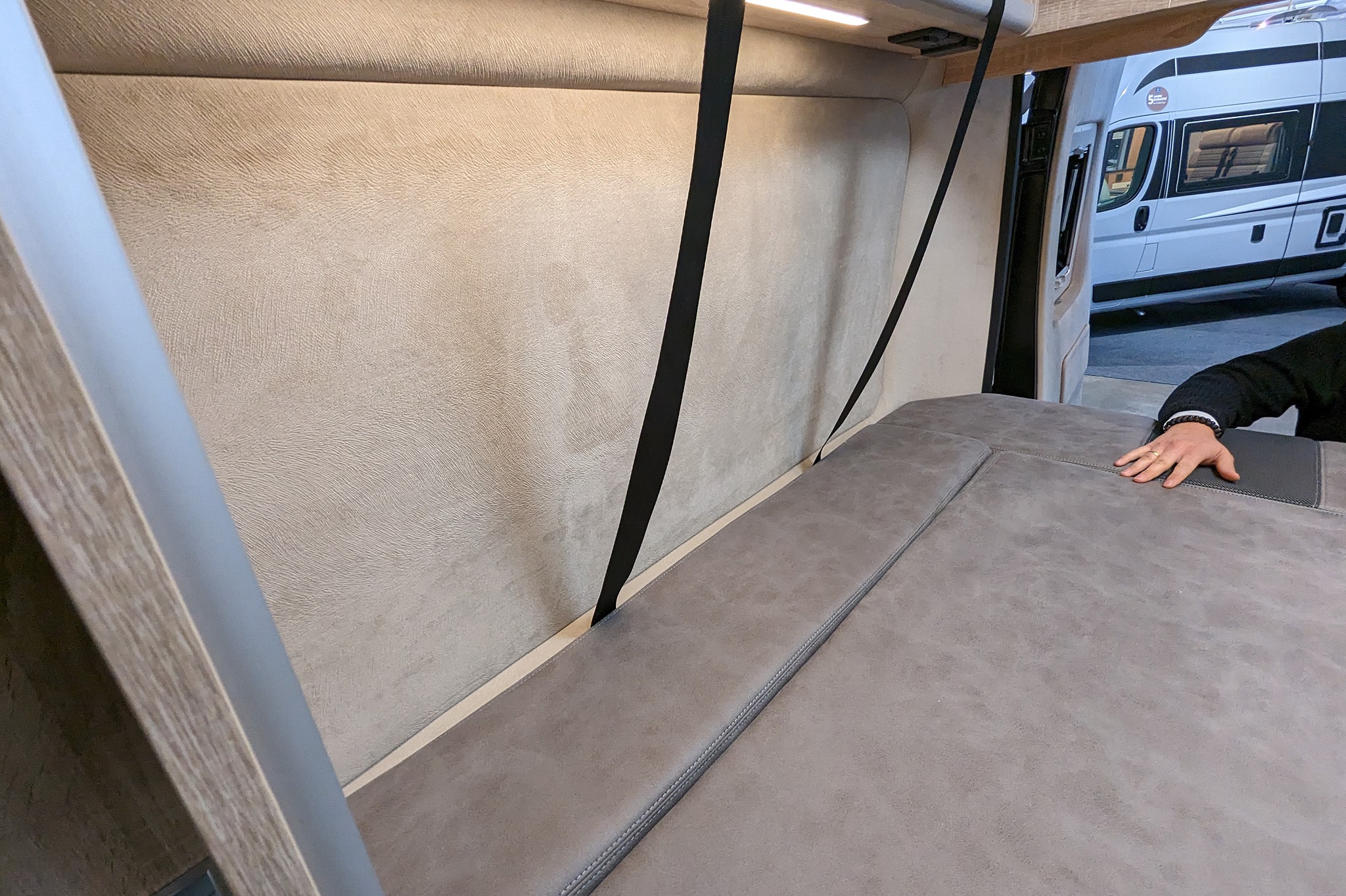 Cama abatible MegaMobil Lounge
