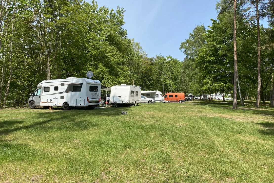 Camping Ecktannen; camping natural en el campo
