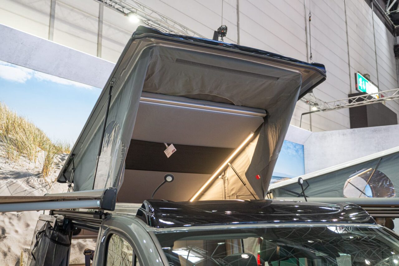 Nissan Primestar Seaside de Dethleffs: mini autocaravana flexible con cuatro literas y carrocería modular 2 nissan primastar seaside by dethleffs dach