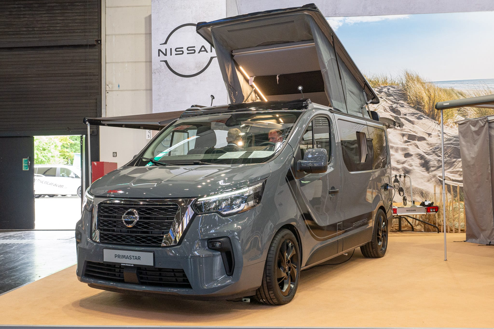 Nissan Primestar Seaside de Dethleffs: mini autocaravana flexible con cuatro literas y carrocería modular
