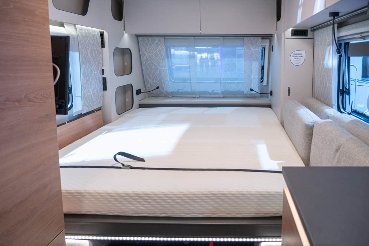 Knaus Yaseo 500 DK (2024): caravana sin gas y de bajo peso - ¡con recorrido de 360º! 6 knaus yaseo 500 dk bett