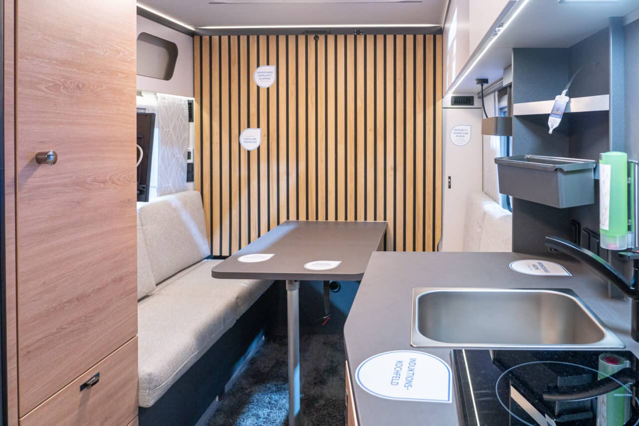 Knaus Yaseo 500 DK (2024): caravana sin gas y de bajo peso - ¡con recorrido de 360º! 5 knaus yaseo 500 dk sitzgruppe