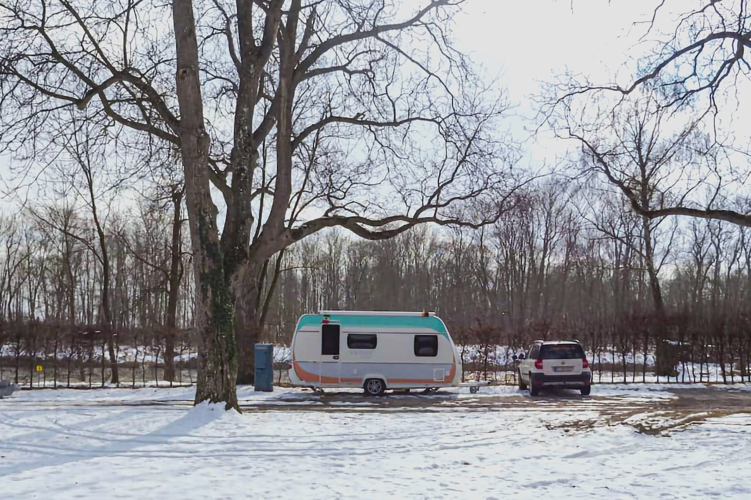 Acampada invernal: consejos y equipamiento para pasar unos días relajados en la nieve