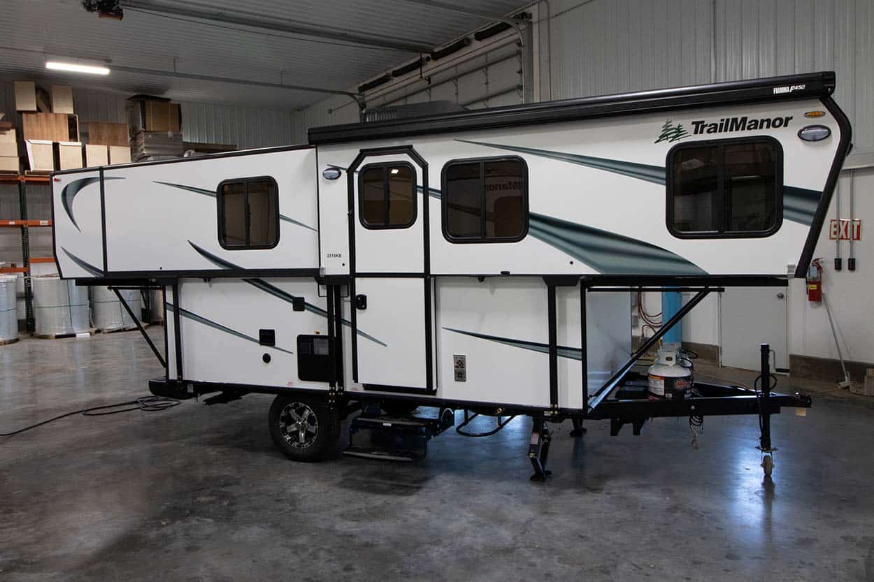 Trailmanor 2518 desplegado