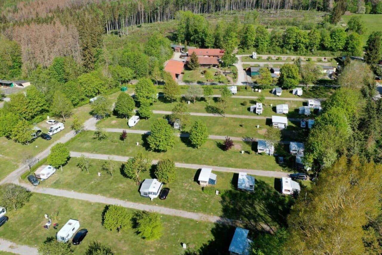 Camping am Brockem - Camping cerca de espectaculares cuevas en Alemania - Kalkberghöhle
