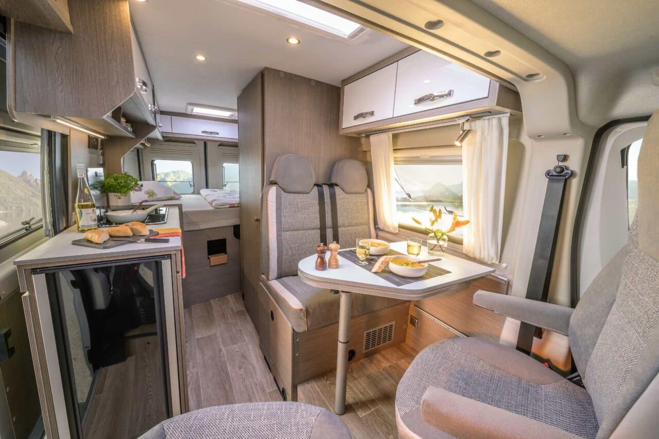 Autocaravanas para 2 personas Pössl interior