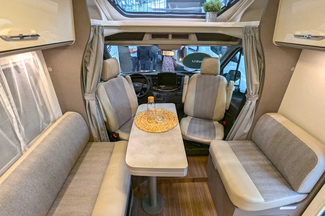 Novedades del Salón de la Caravana 2024: Etrusco V 6.8 SCF - autocaravana semi-integrada de dimensiones compactas 2 Etrusco V 6 8 SCF 4830