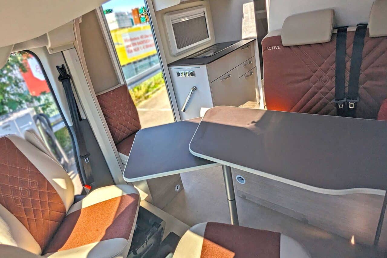 Grupo de asientos Bürstner Lineo T 690 G