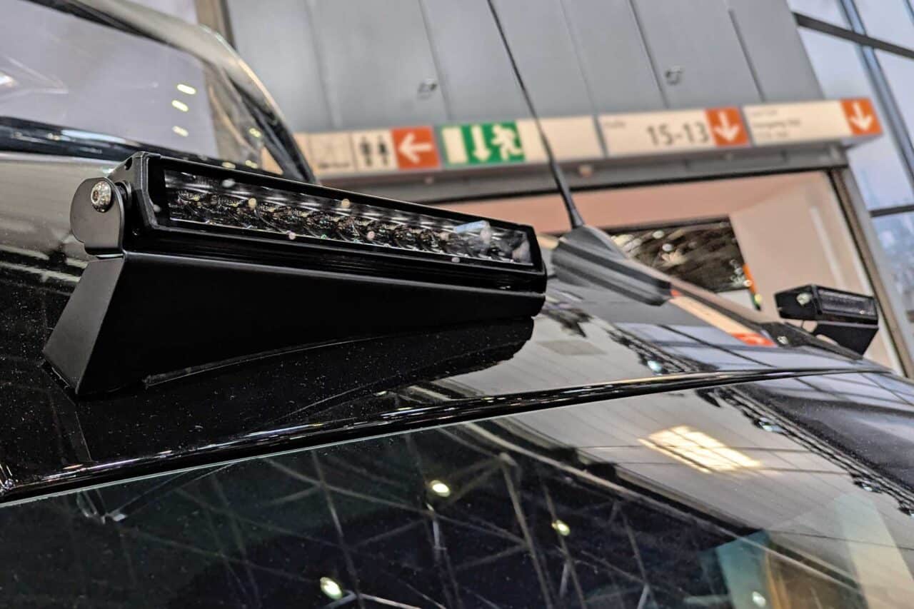 Innovaciones Caravana Salón 2024: Malibu Genius 641 LE - Comodidad compacta con una innovadora extensión trasera 7 LED Leisten 7603