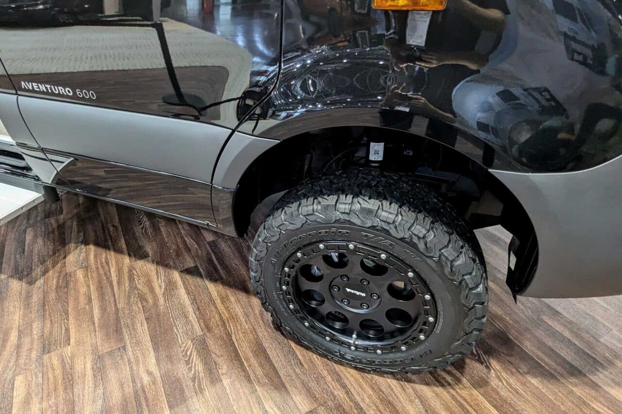 clever aventuro 600 caravan salon 2024 all terrain reifen