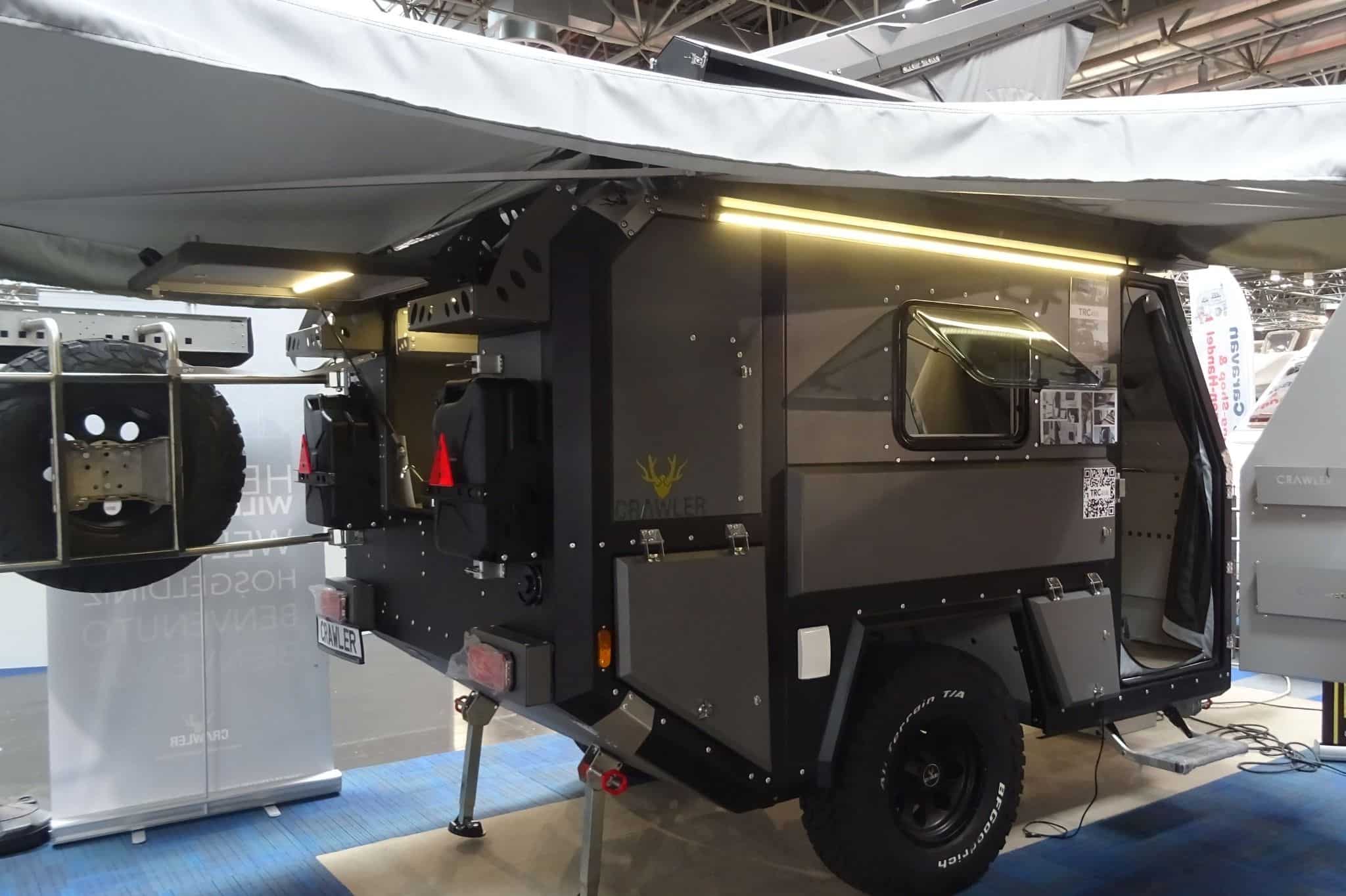 Crawler TRC 458i (2024) – Caravana todoterreno con carrocería de aluminio para 4 personas