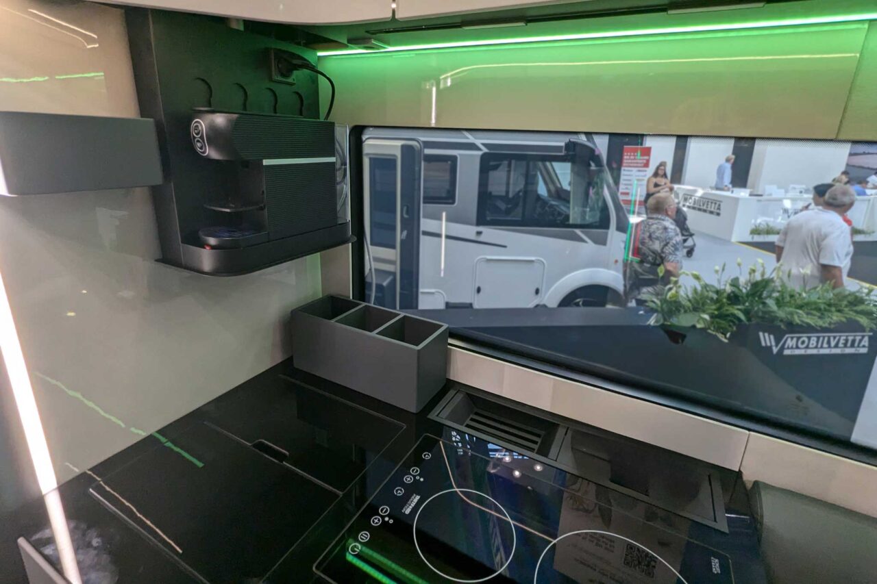 Estudio de cocina Mobilvetta Fluideen Caravan Salon 2024
