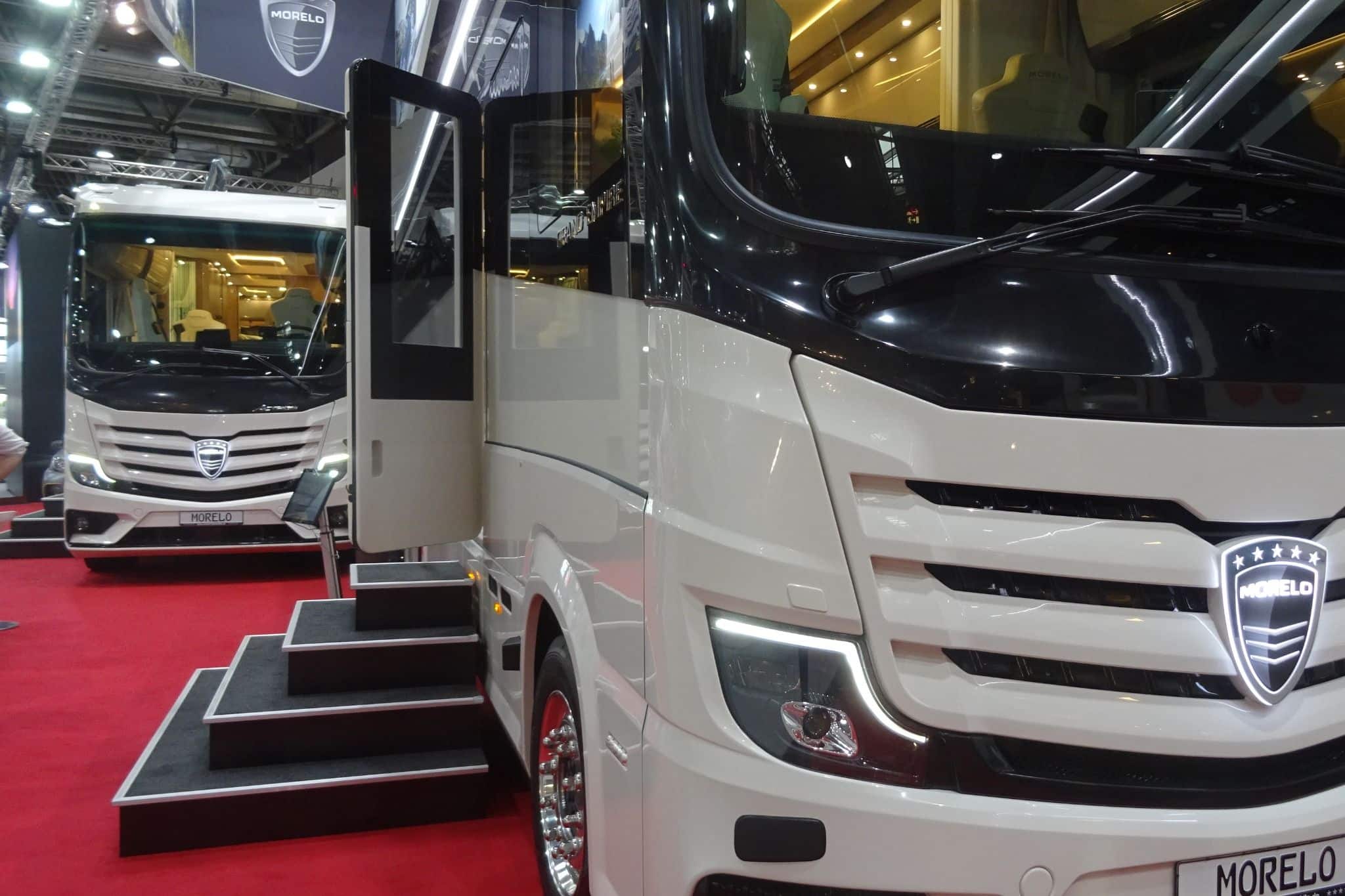 MORELO GRAND EMPIRE 26 T (2025) – Transatlántico de lujo de superlativos sobre 3 ejes