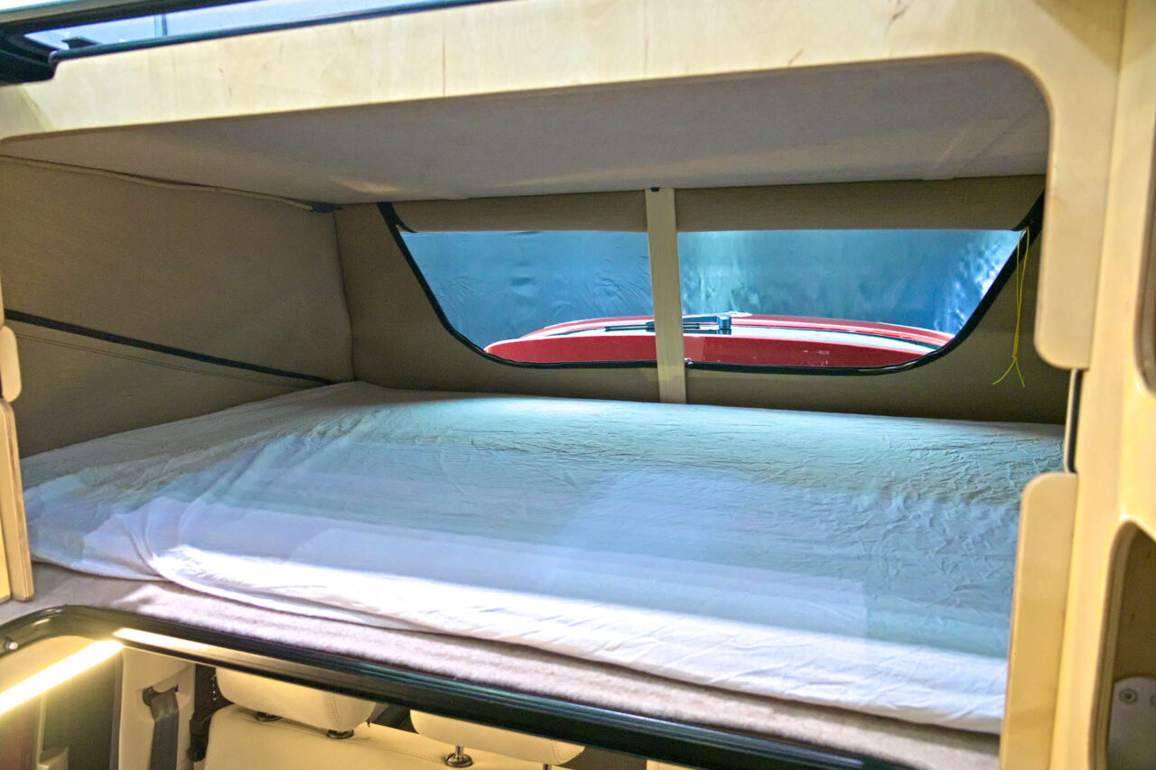 Nuevos productos 2024 de SpaceCamper: construcciones de tejado innovadoras y sistemas de ampliación modulares 3 Caravana con techo SpaceCamper Salón 2024