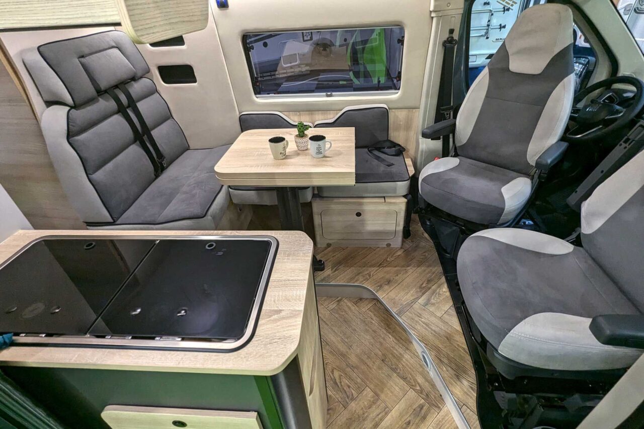 chausson family sport line sitzgruppe caravan salon 2024 c stefan blanz
