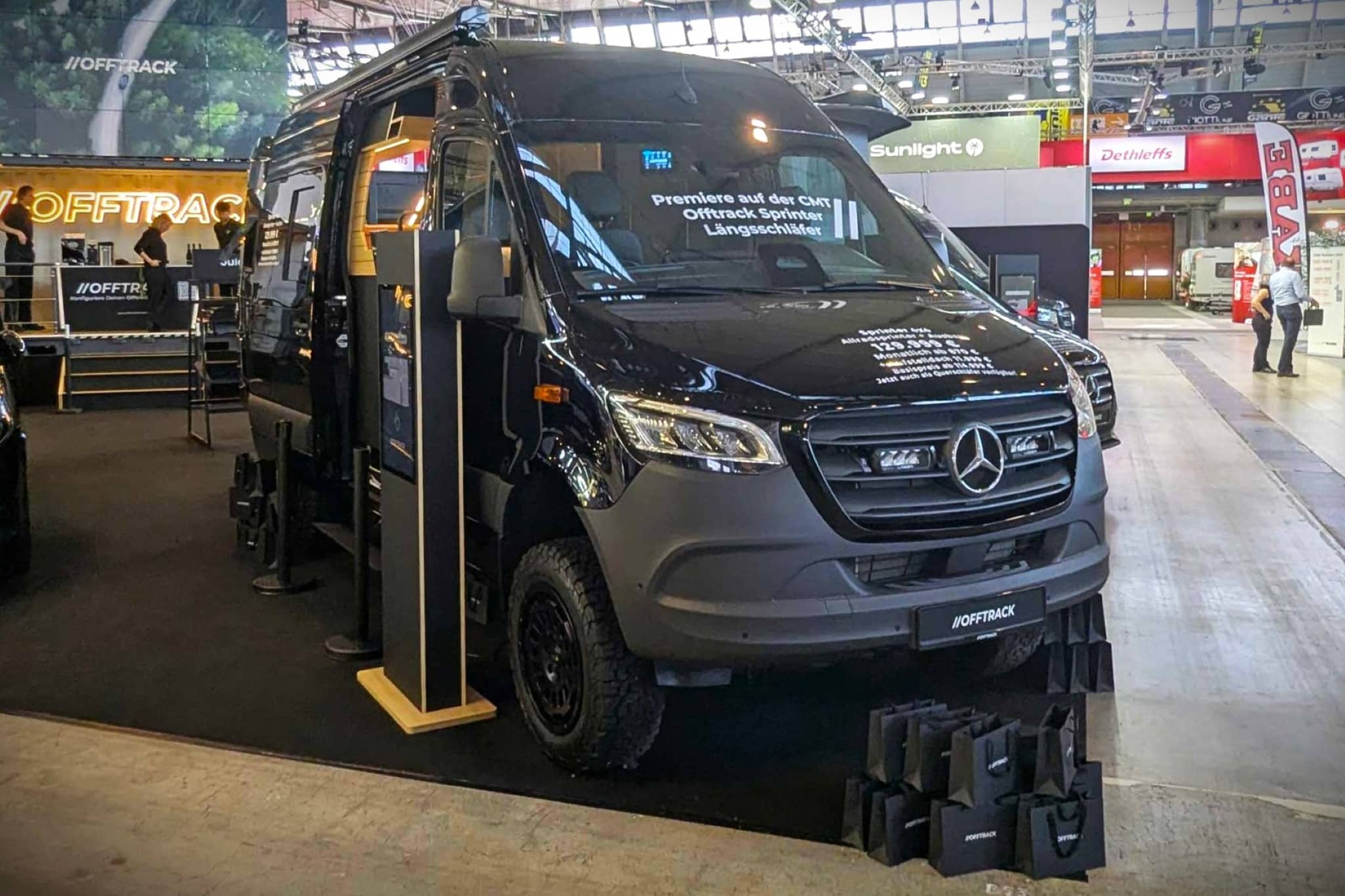 Más espacio, más autosuficiencia: ¿qué puede hacer la nueva Sprinter Offtrack con camas longitudinales?