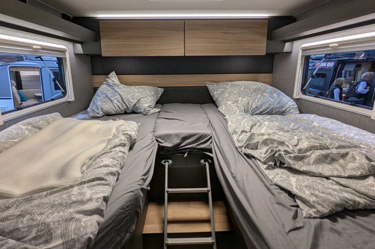 Preparado para todoterreno y para la vida en carretera: Dethleffs Globebus Performance 4x4 Primera Edición (2025) 5 dethleffs globebus performance 4x4 einzelbetten